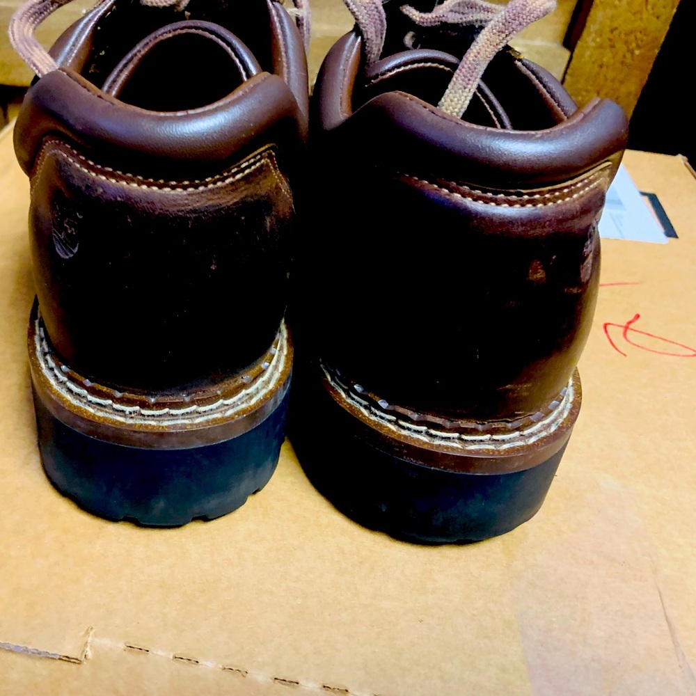 Timberland Shoes good sole barely any wear and good for many more wears.